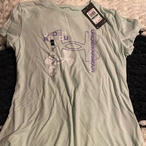 Girls Under Armour shirt